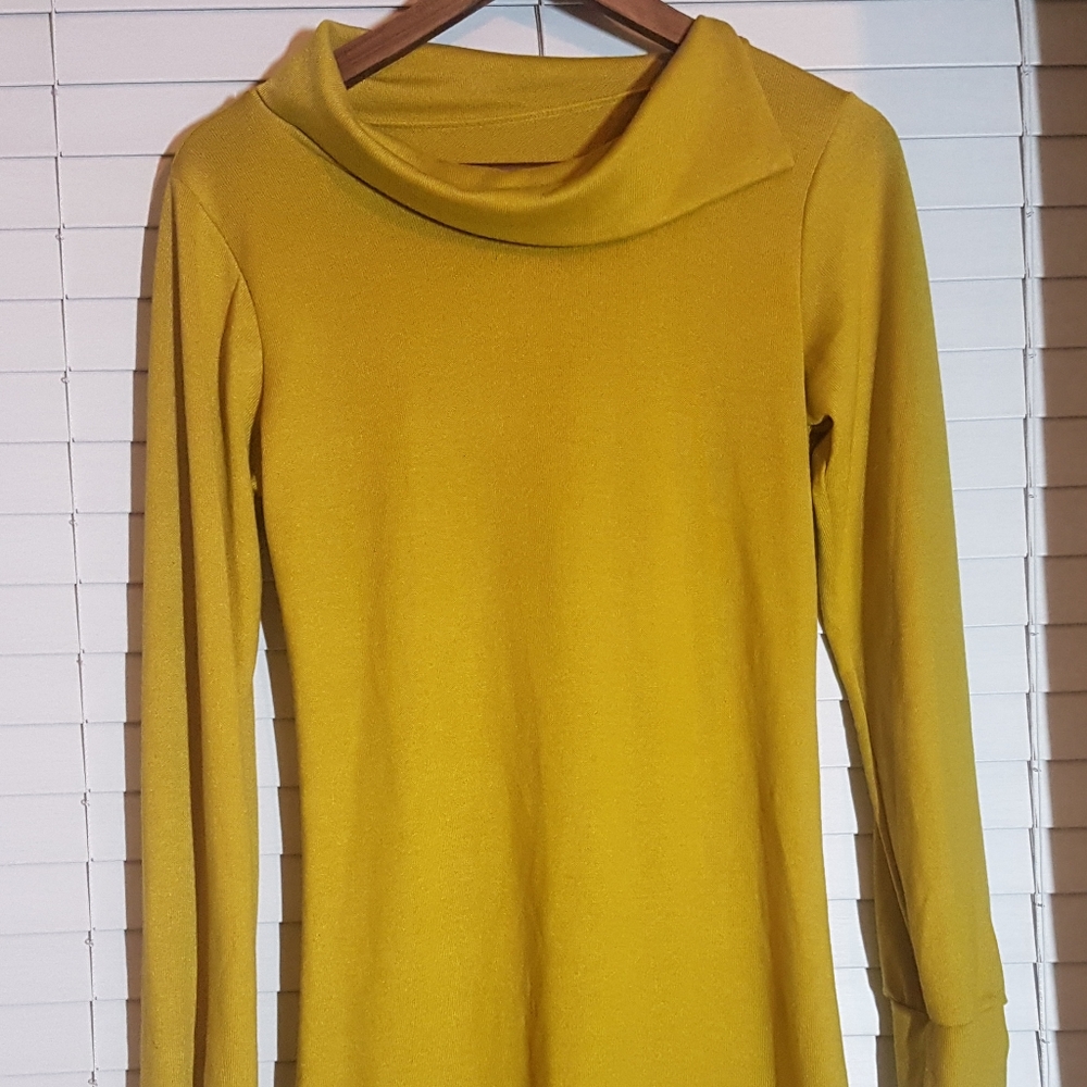 NWOT gold viscose collared tunic dress